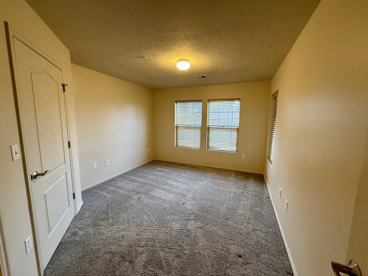 1820 W Fox Bay Dr #1 - Photo 6 of 35