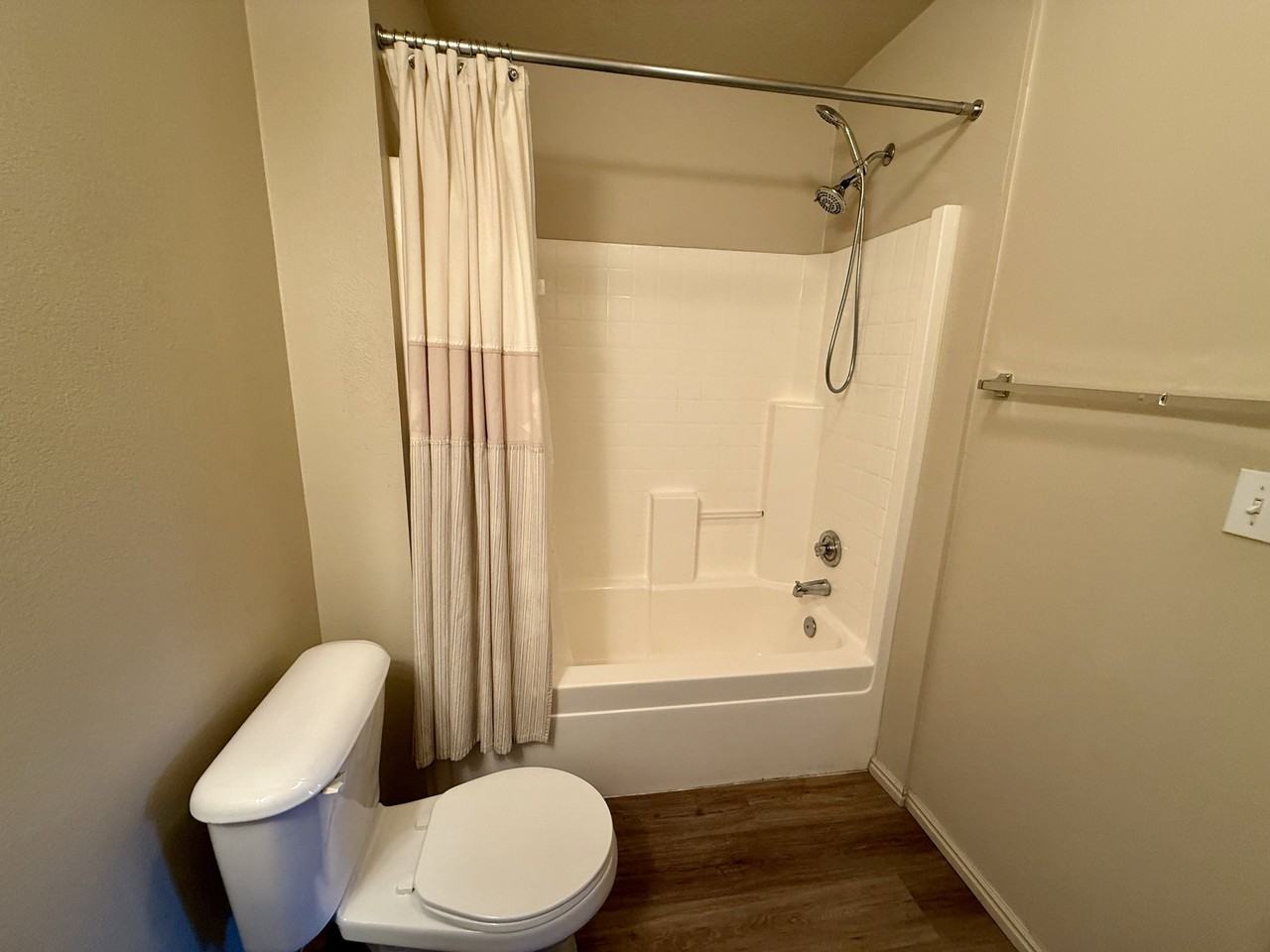 1820 W Fox Bay Dr #1 - Photo 5 of 35