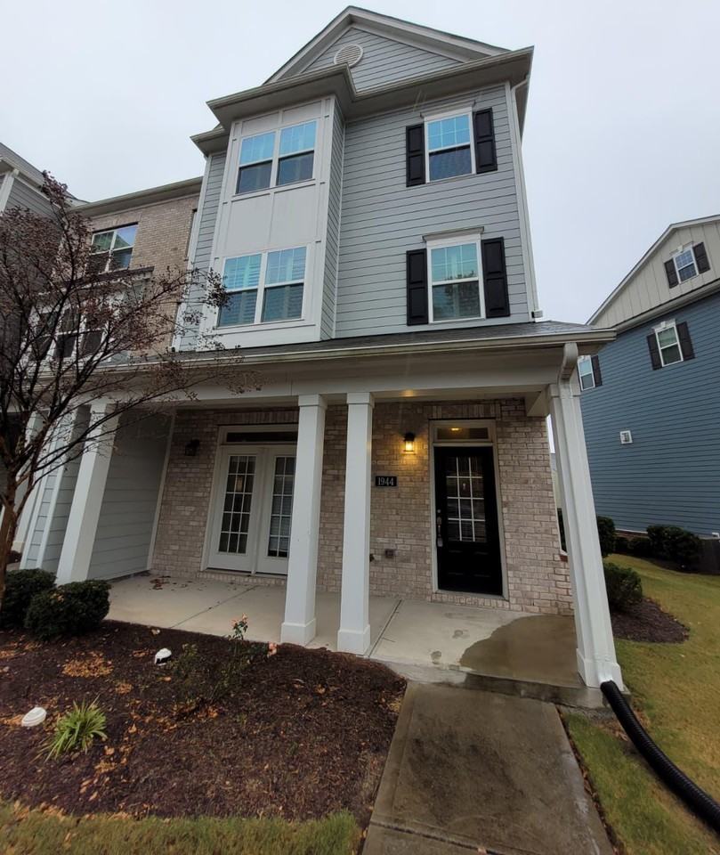 1944 Austin Ridge Pkwy #1