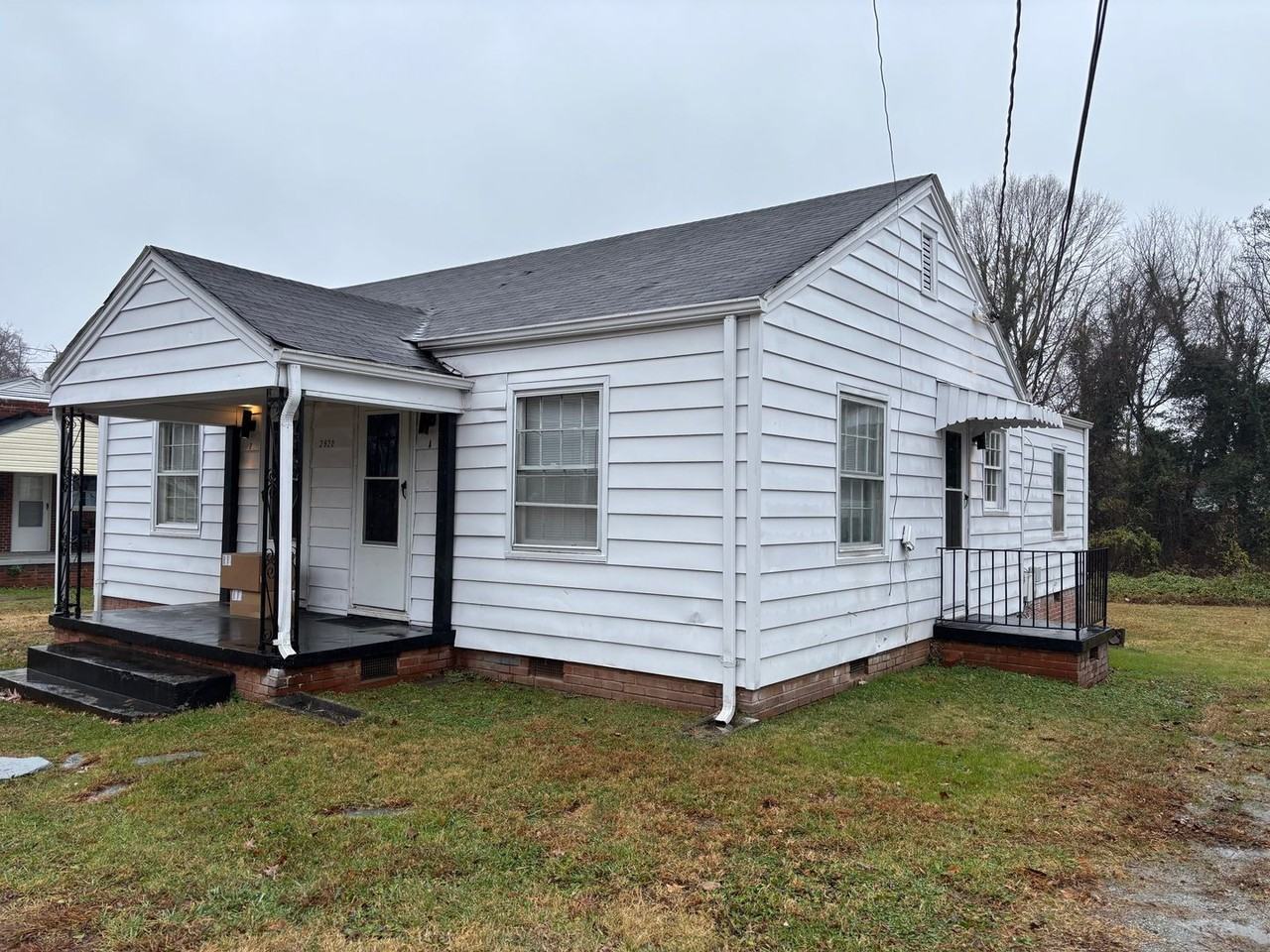 1916 Apartments - 2920 2920 A & B ARCHDALE RD High Point NC | Zumper