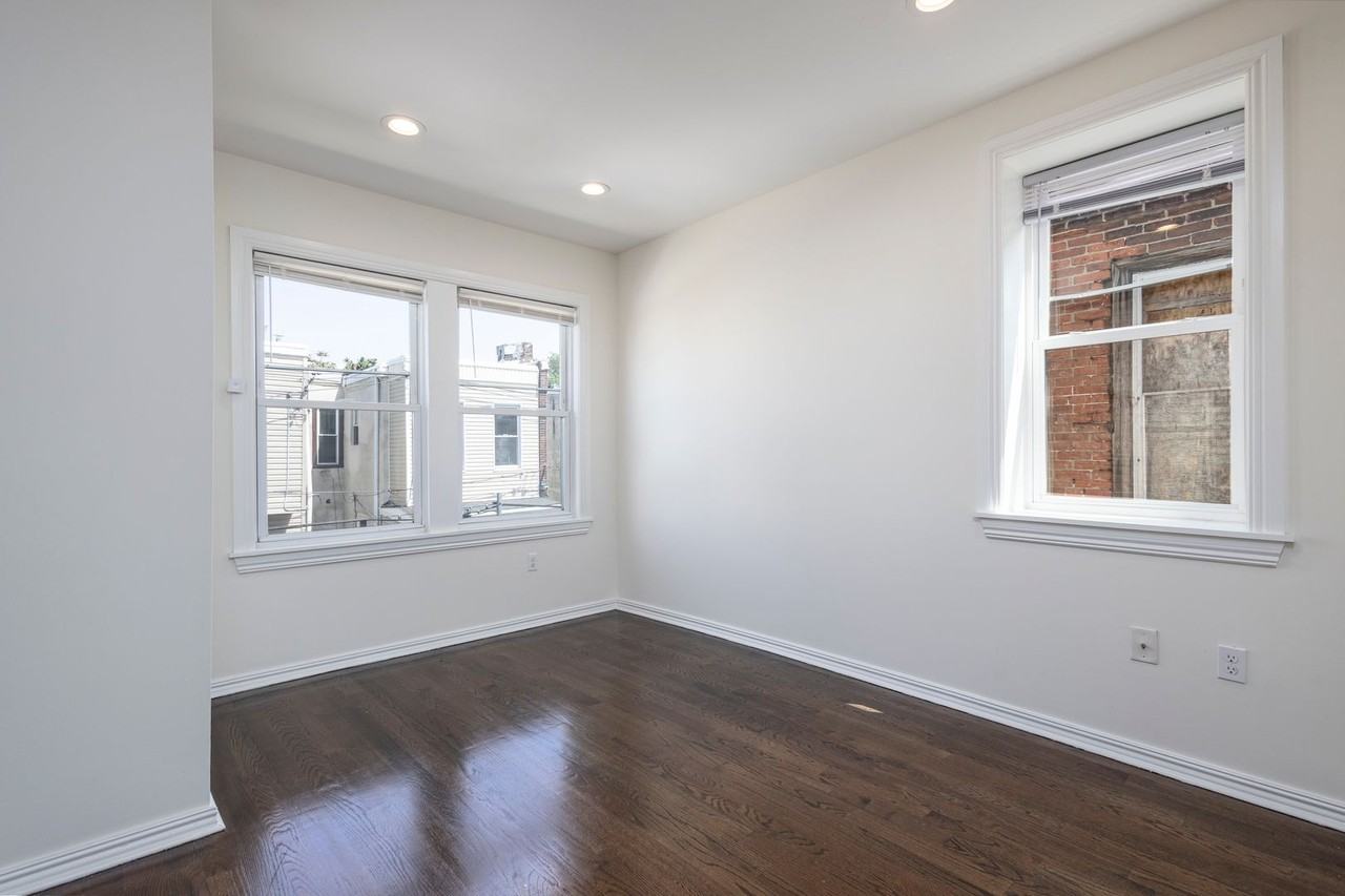 3139 West Norris Street - Photo 3 of 33