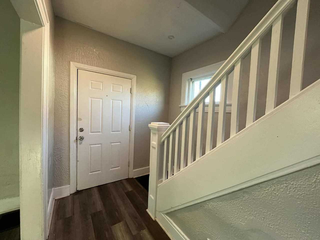 134 South Philadelphia Street - Photo 2 of 25