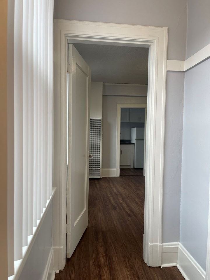 Scandia Mignon Apartment Homes - Photo 4 of 50