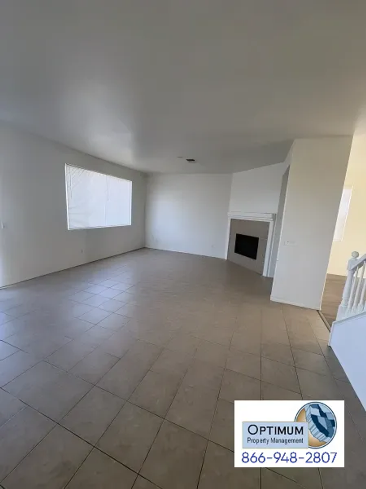 15952 Greyrock Street - Photo 6 of 44