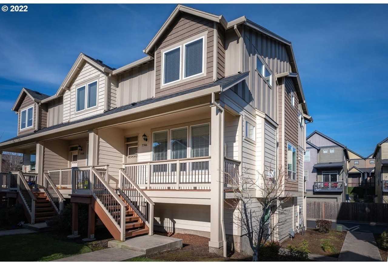 7746 Northeast Julie Ann Lane