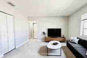 featured image of 1007 West Prospect Road