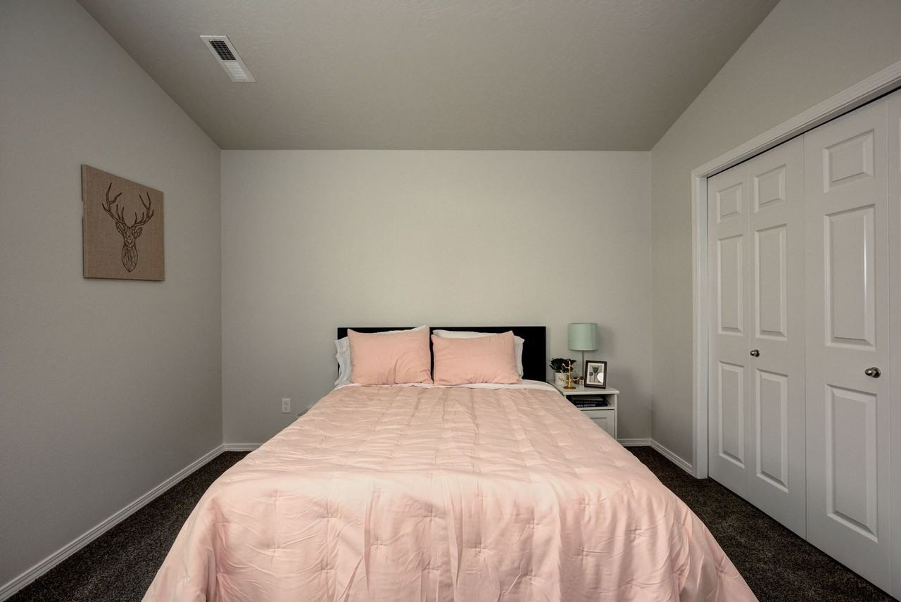 4394 W Sunny Cove St - Photo 6 of 37