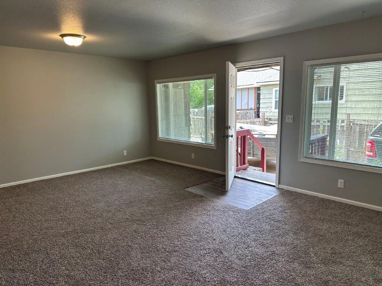 350 Wilkie Street - Photo 2 of 11