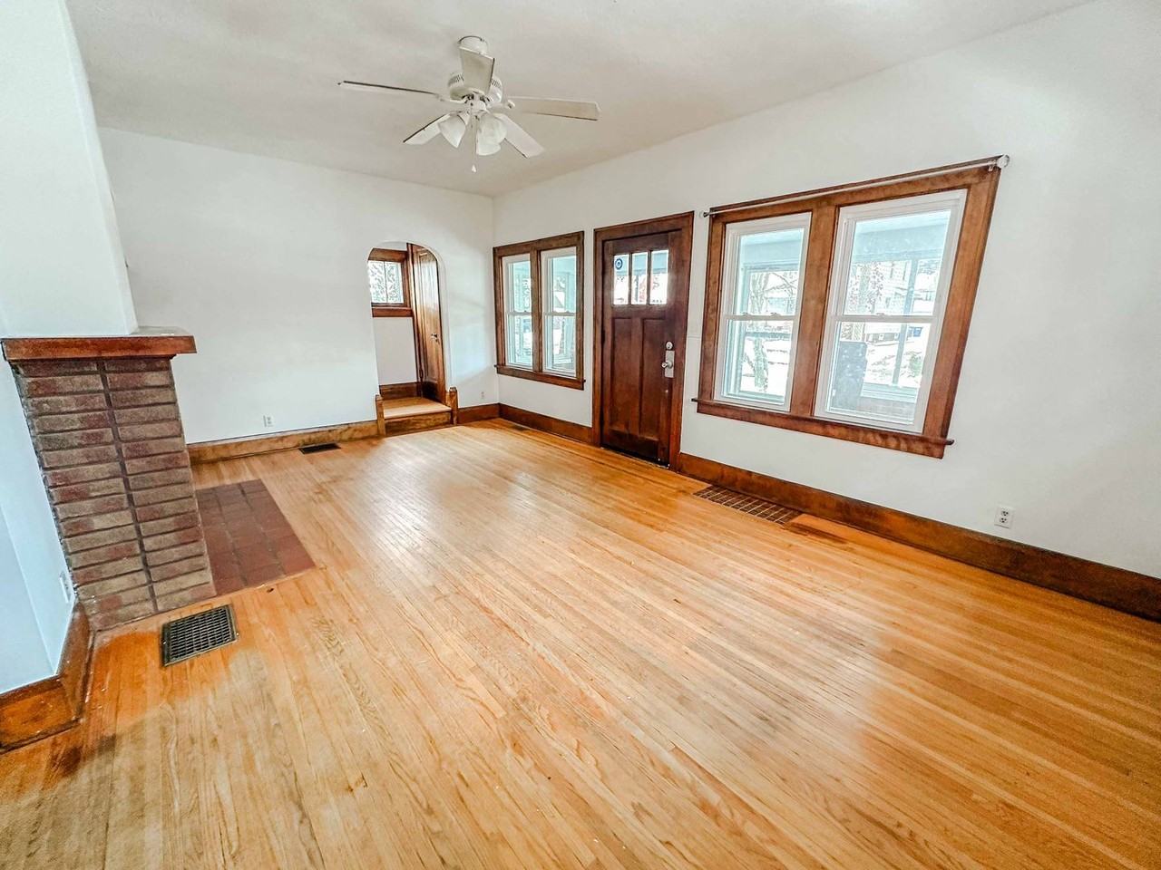 4326 Lowe Rd - Photo 2 of 15