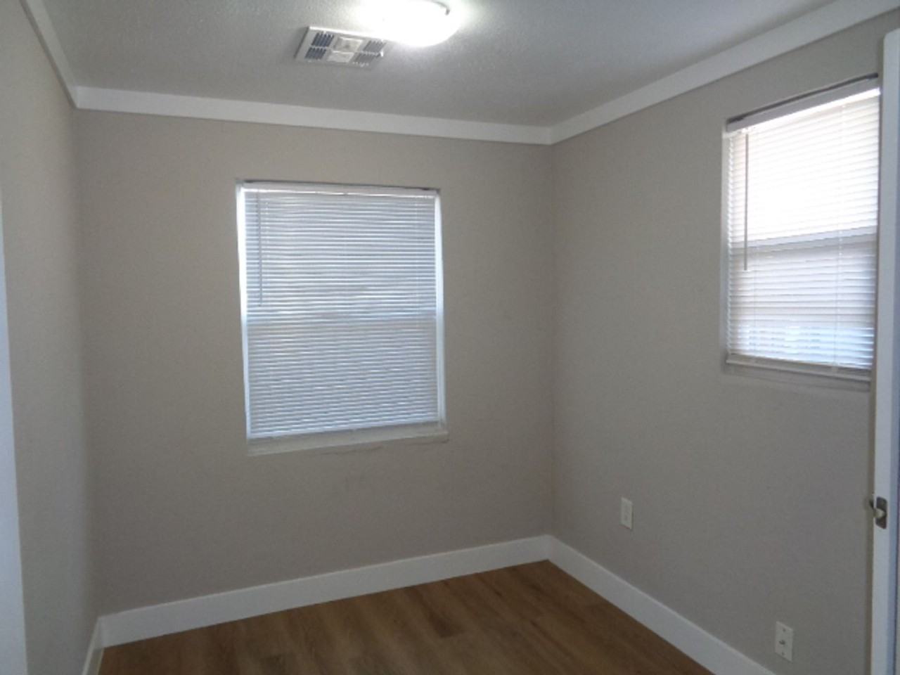 #1069- Mountain Peak LLC - Photo 2 of 4