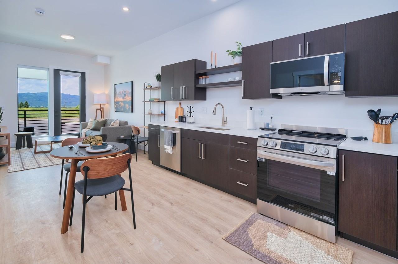 The Larkspur - Photo 5 of 36