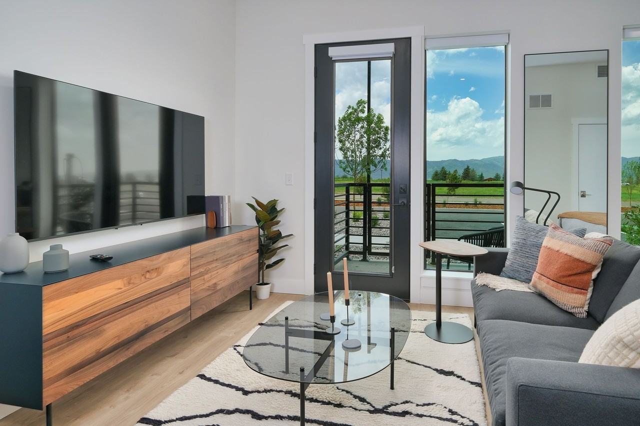 The Larkspur - Photo 3 of 36