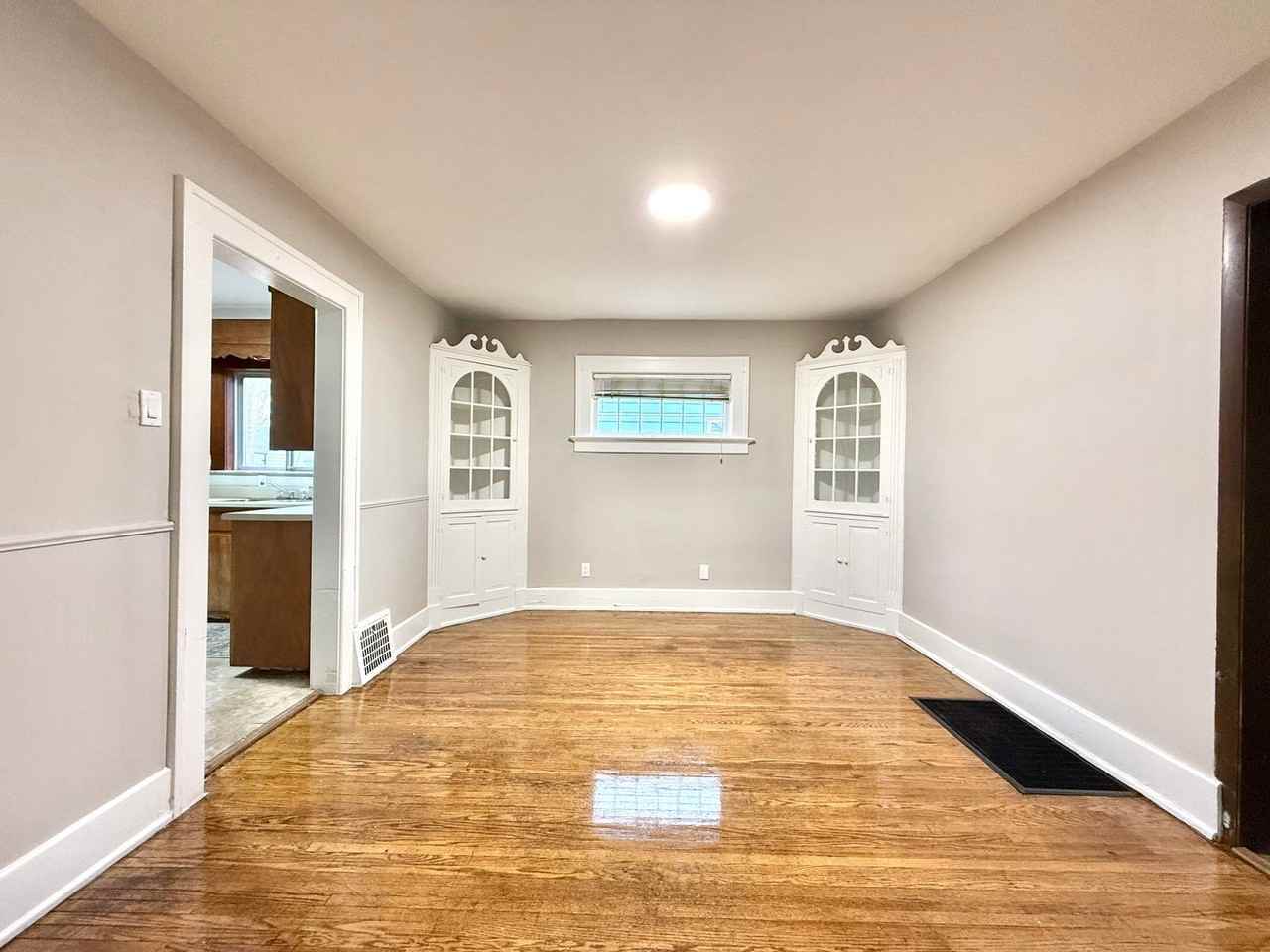 918 Hamilton Ave - Photo 4 of 20