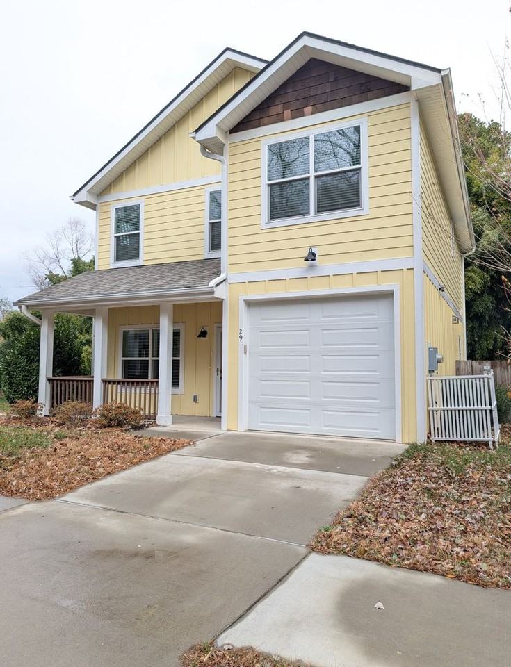 29 Crayton Park Drive