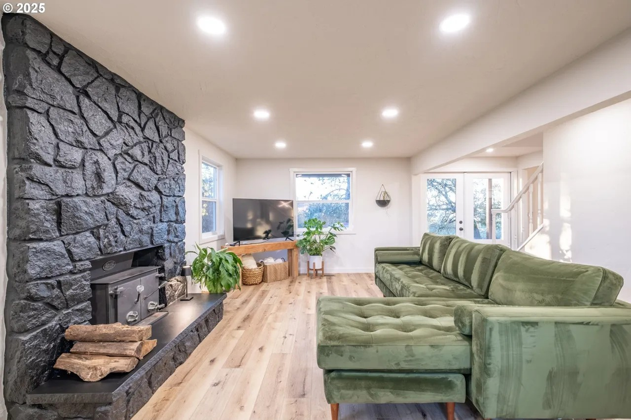 31095 Sw 5th St - Photo 5 of 24