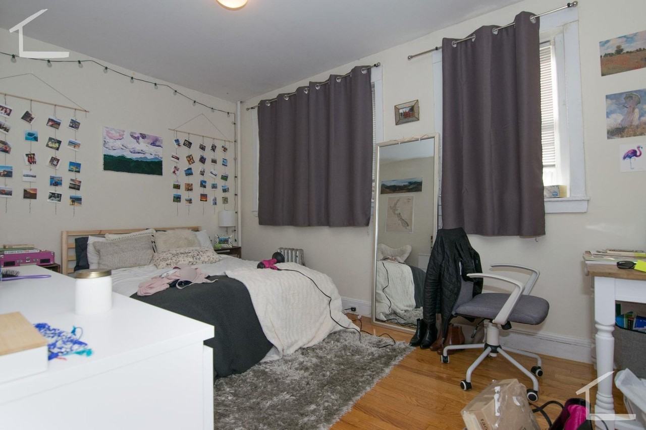64 Egmont St - Photo 6 of 9