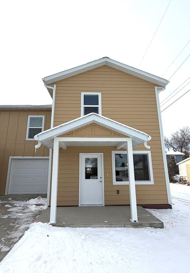 1904 N Harris St - Photo 2 of 17