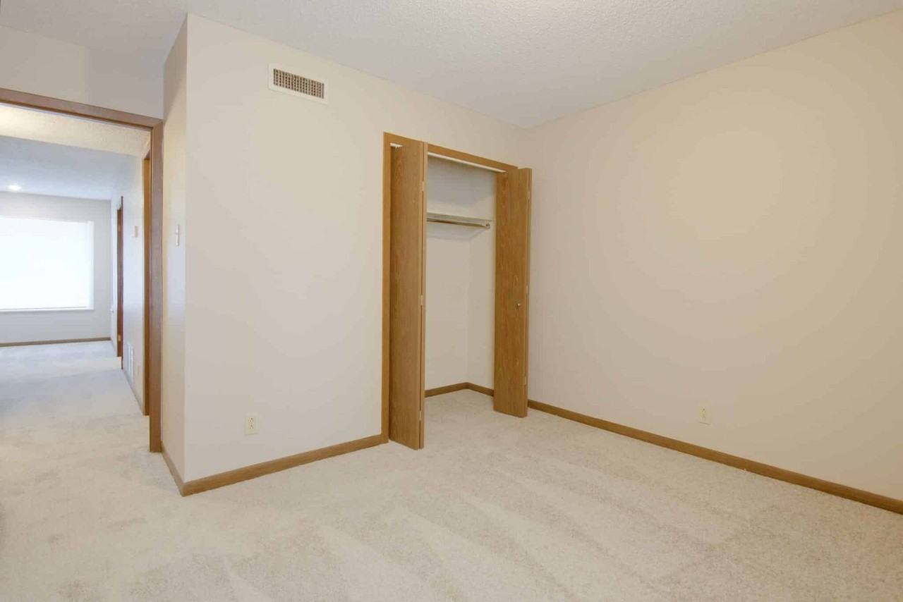 Garden Wall - Photo 3 of 11