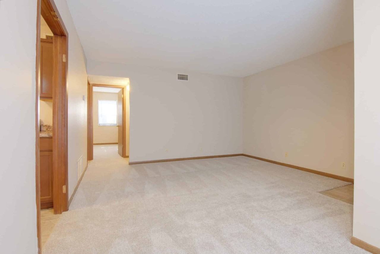 Garden Wall - Photo 4 of 11