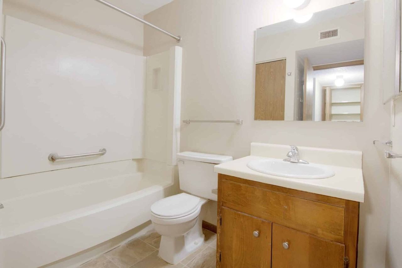 Garden Wall - Photo 7 of 11