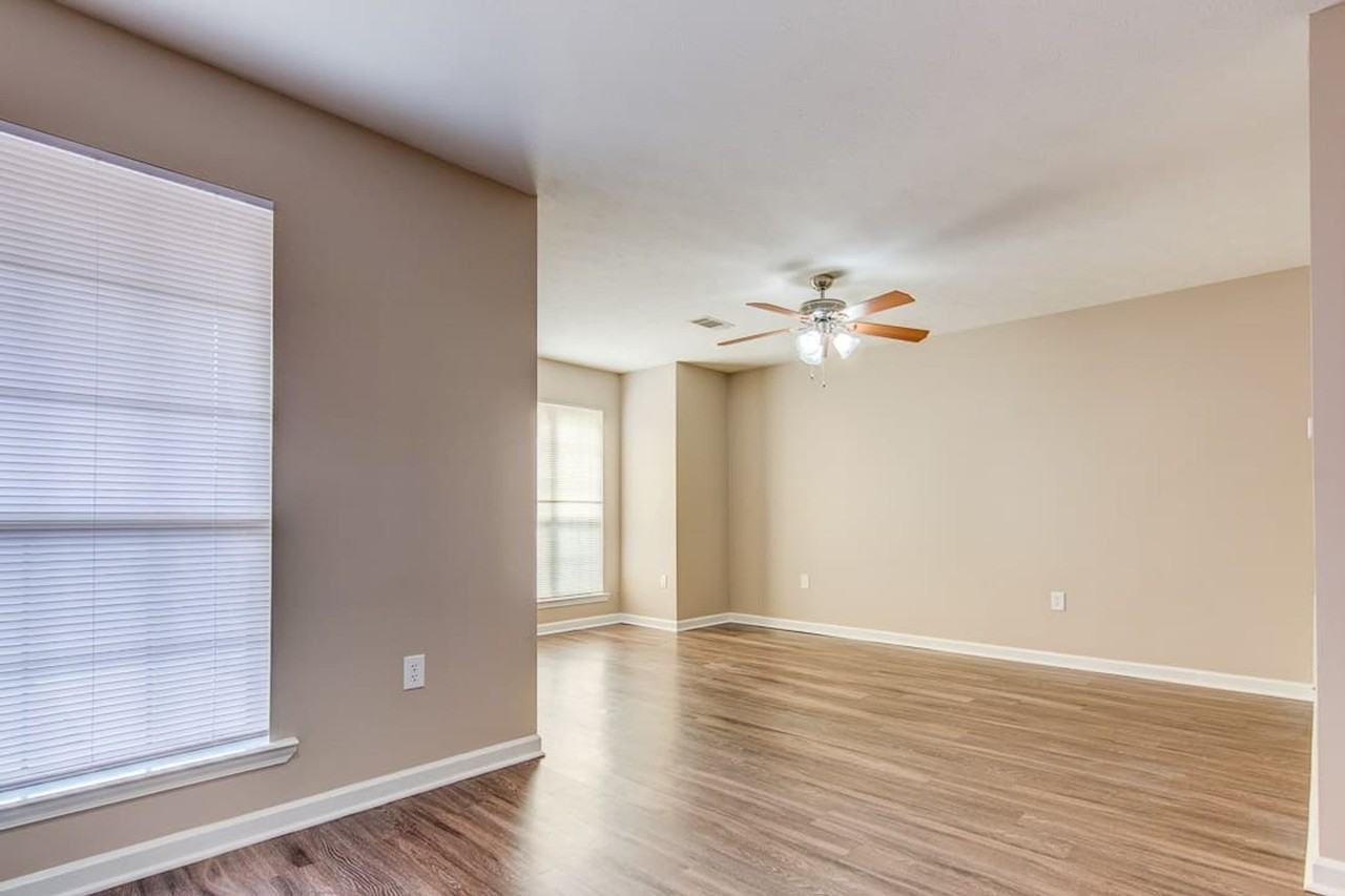 Westwood Garden II - Photo 3 of 14