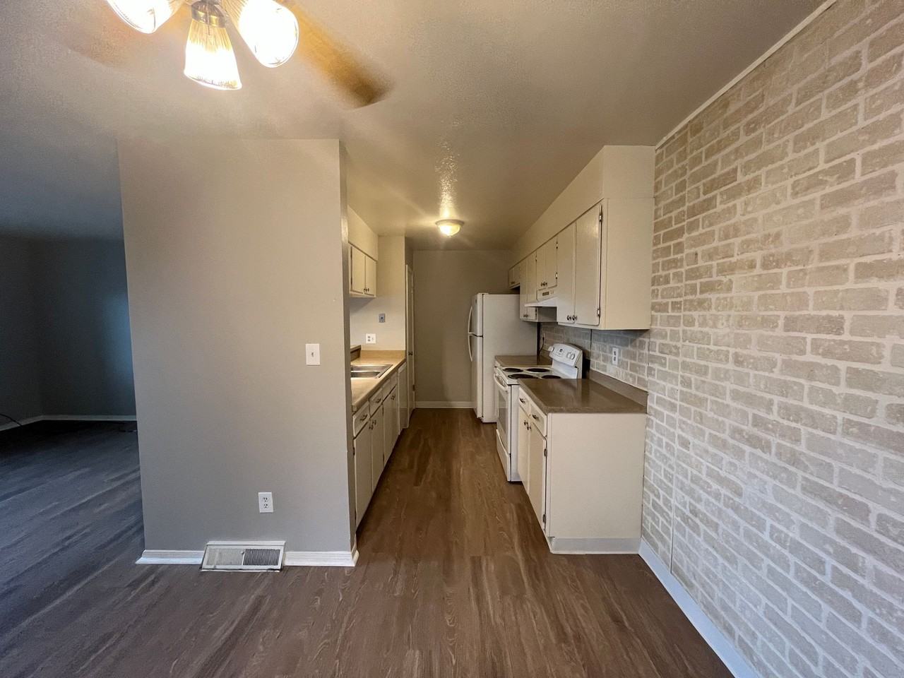 1339 S Chambers Cir #A - Photo 6 of 35