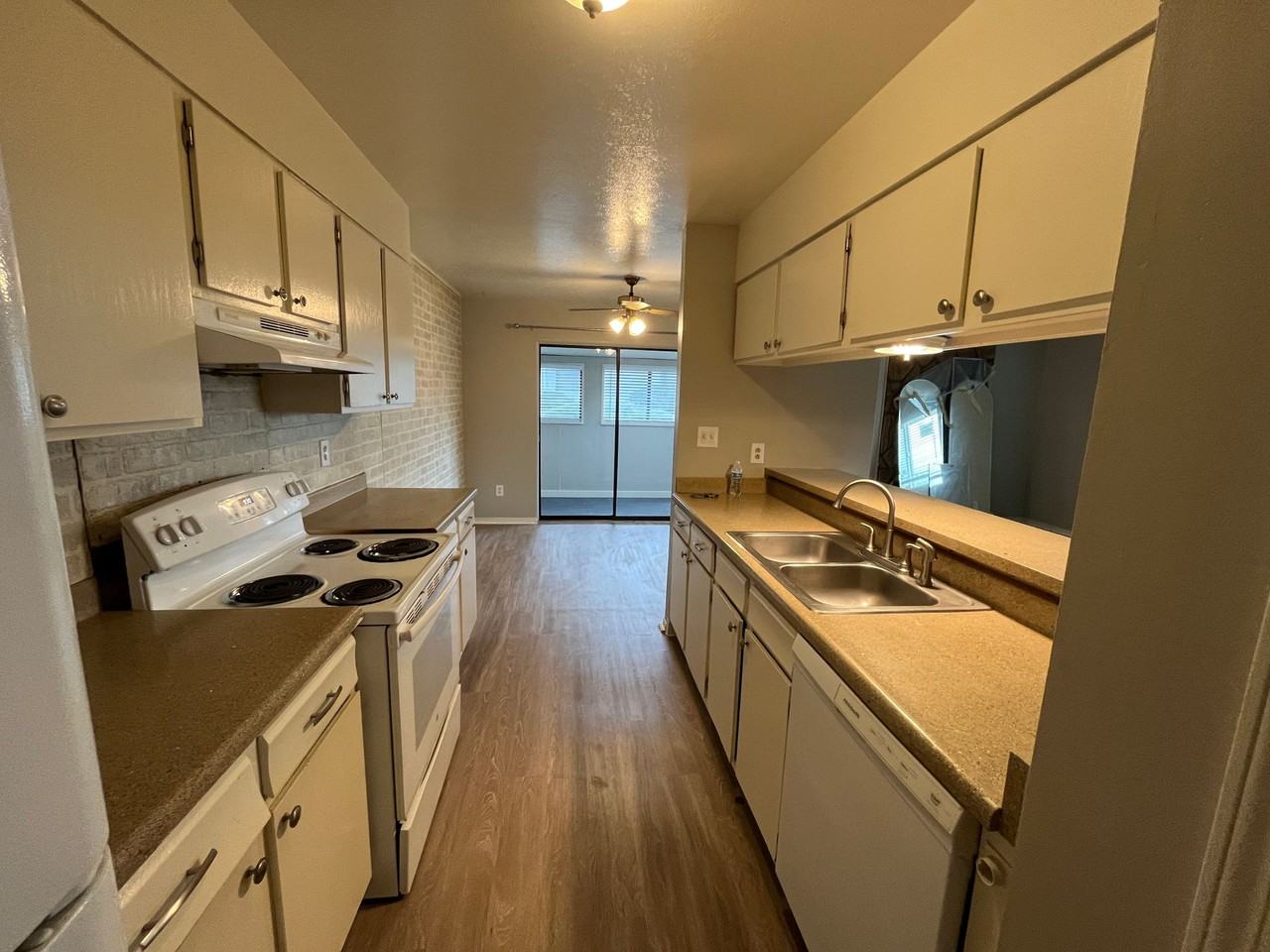 1339 S Chambers Cir #A - Photo 7 of 35