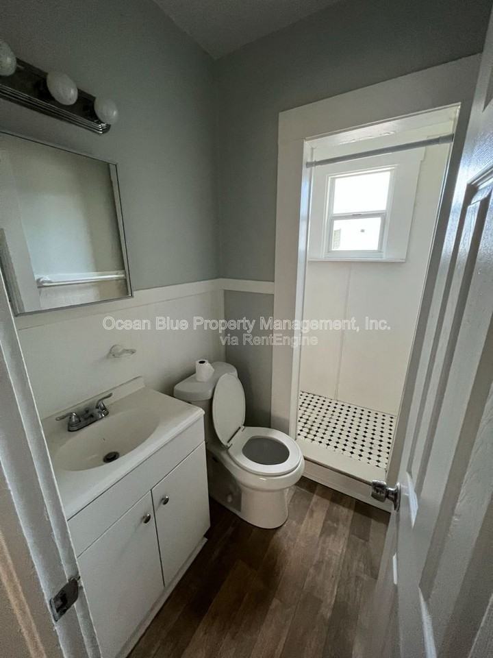 3927 6th St S - Photo 5 of 6