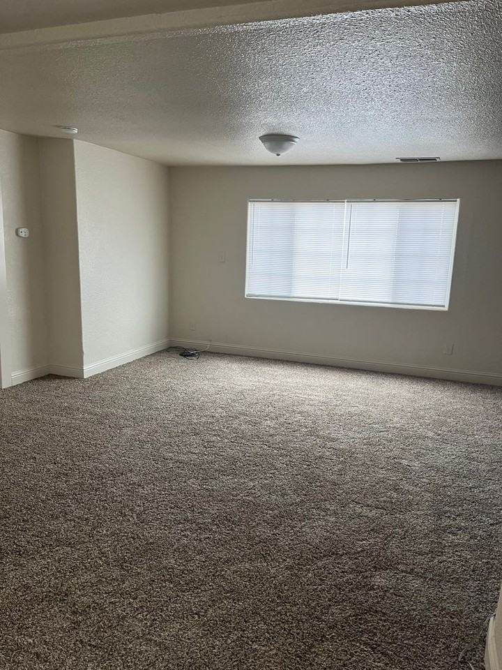 7265 Eucalyptus Avenue - Photo 4 of 17