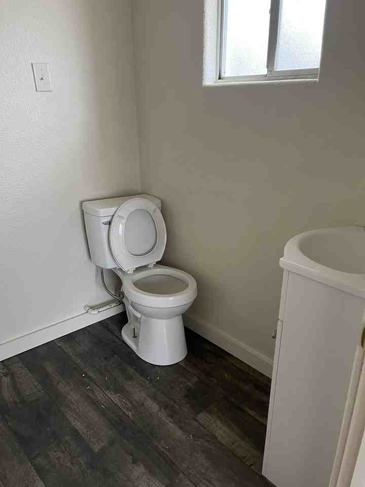 7265 Eucalyptus Avenue - Photo 5 of 17