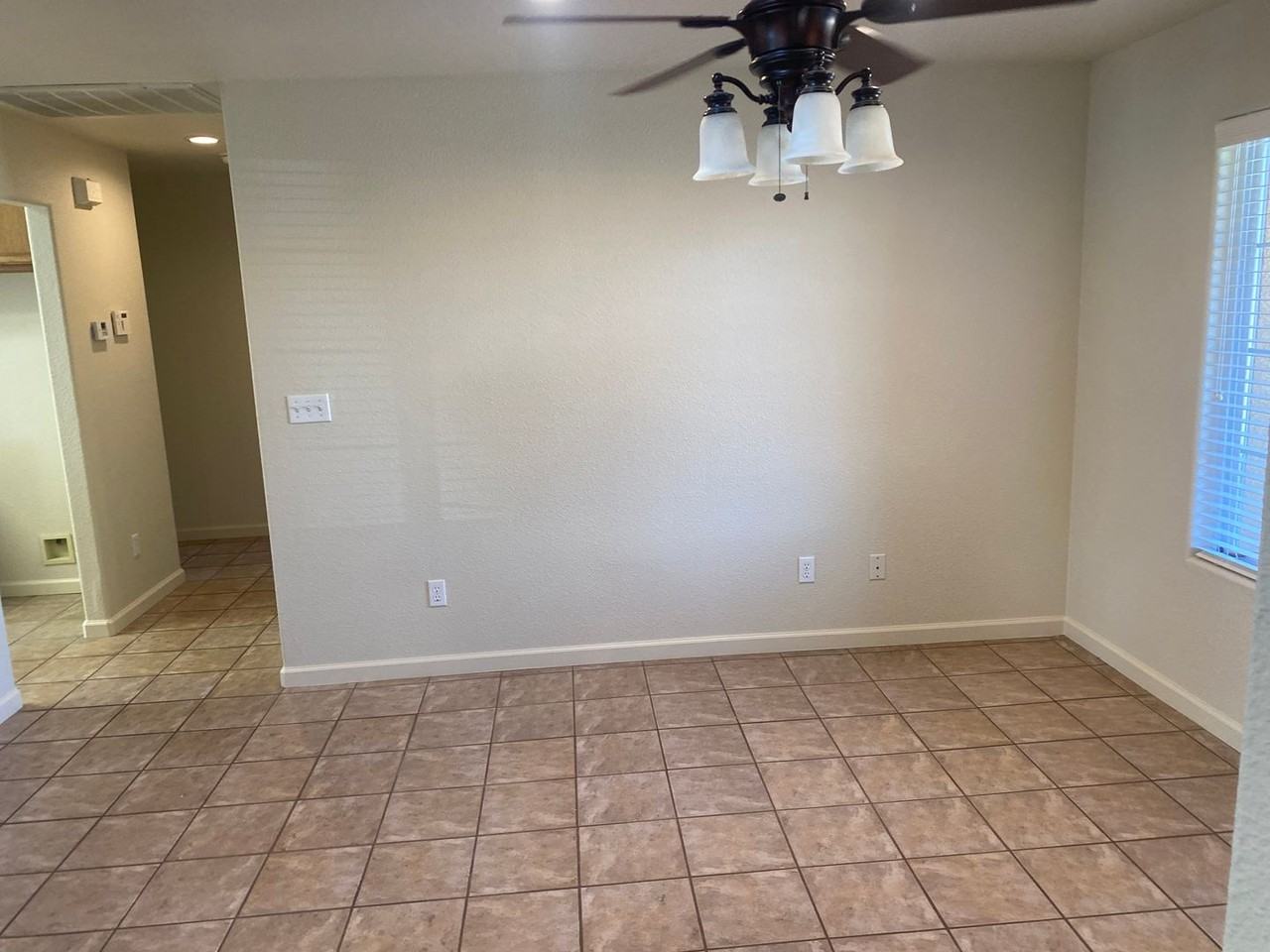 4711 W Mary Ave - Photo 3 of 9