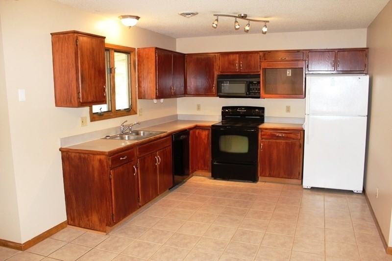 506 Mustang Dr - Photo 7 of 31