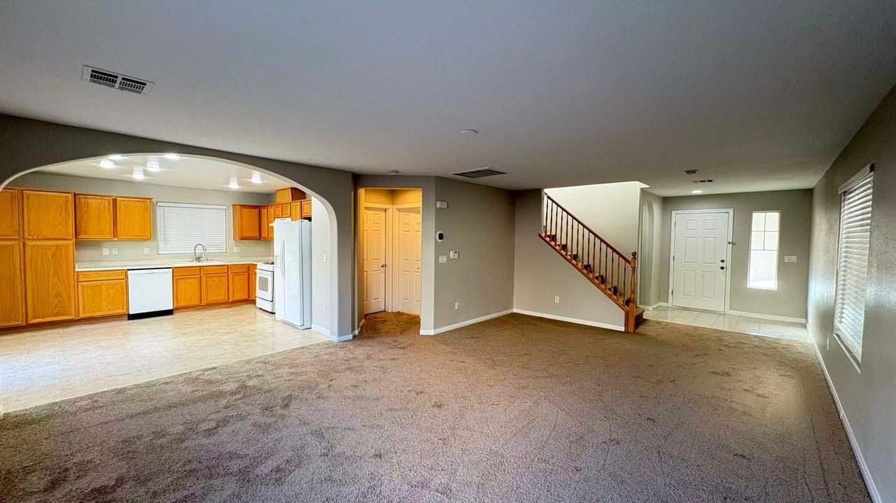 8908 Bonneville Peak Ct - Photo 7 of 24