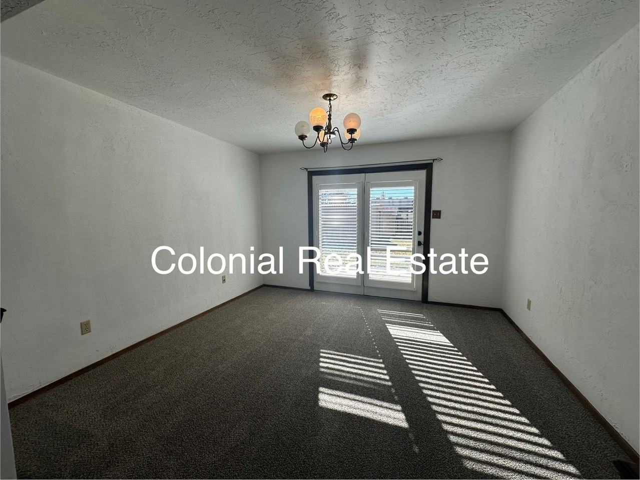 2121 Castle Ct - Photo 4 of 18