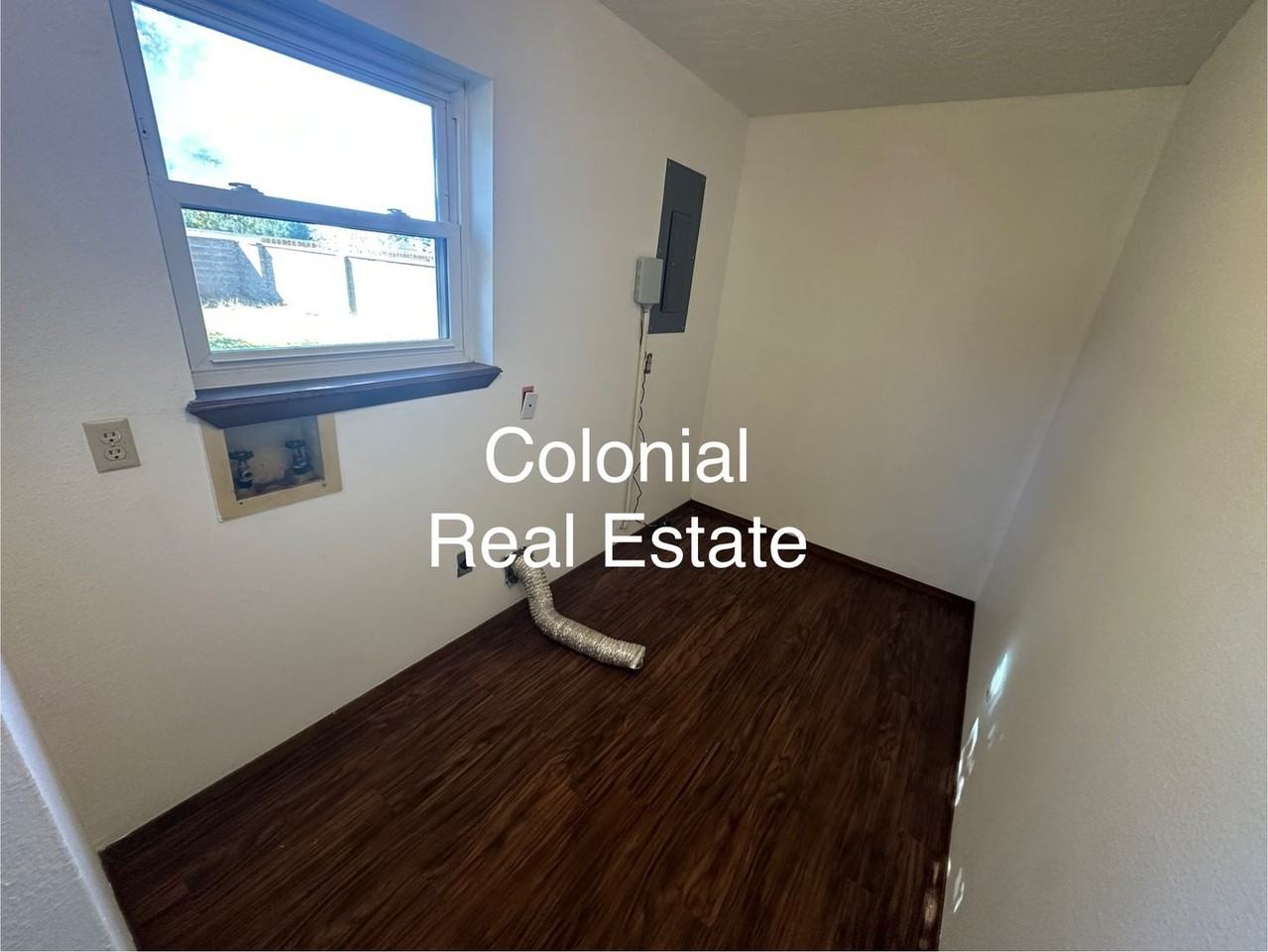 2121 Castle Ct - Photo 7 of 18