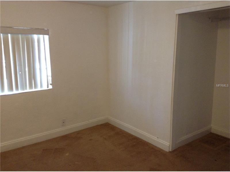 1905 Saint Conrad Street West - Photo 4 of 16