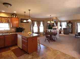 7 Rumford Ct - Photo 3 of 6