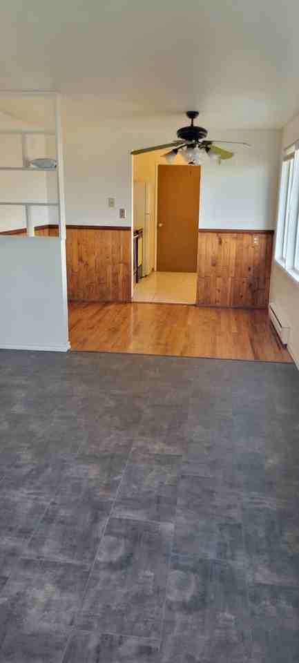 191 Ivy St Se - Photo 2 of 15