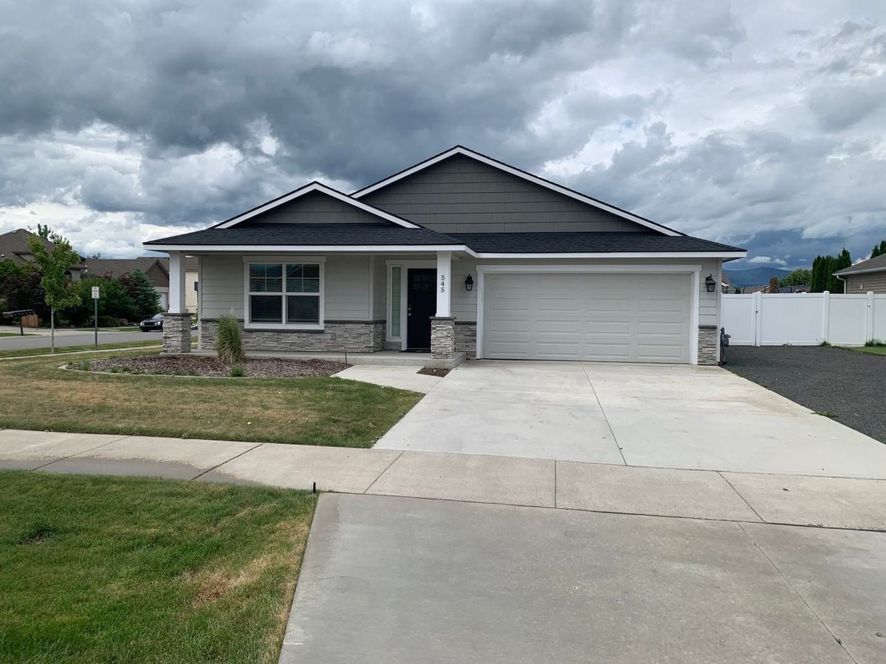 545 West Ashworth Lane