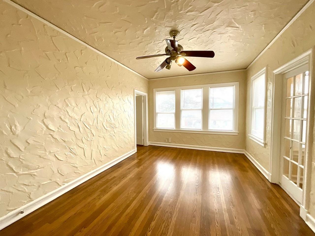 1645 W Mulberry Ave - Photo 5 of 31