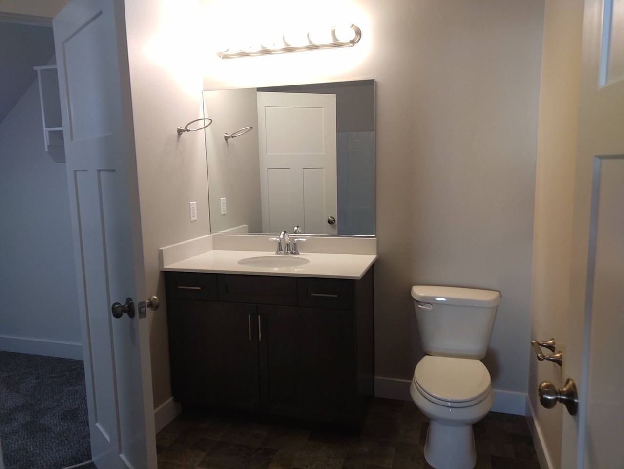 1511 W Pyrite Ln #C - Photo 4 of 17