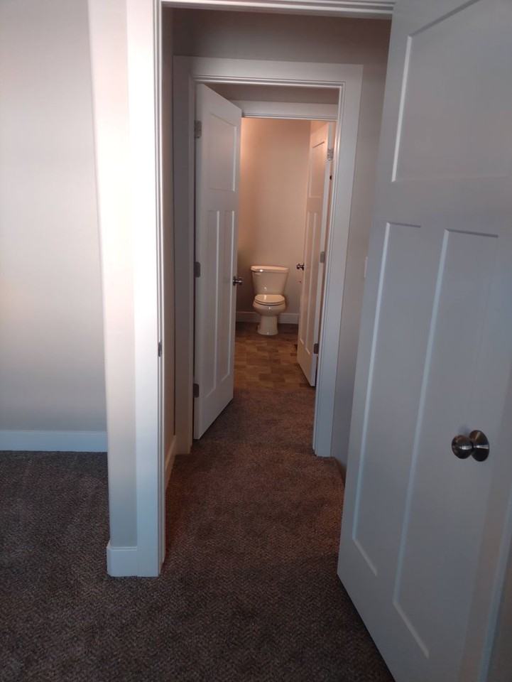 1511 W Pyrite Ln #C - Photo 7 of 17