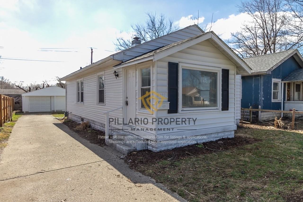 4707 E 21st St - Photo 3 of 37