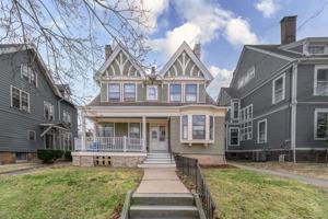 featured image of 244 Edwards Street