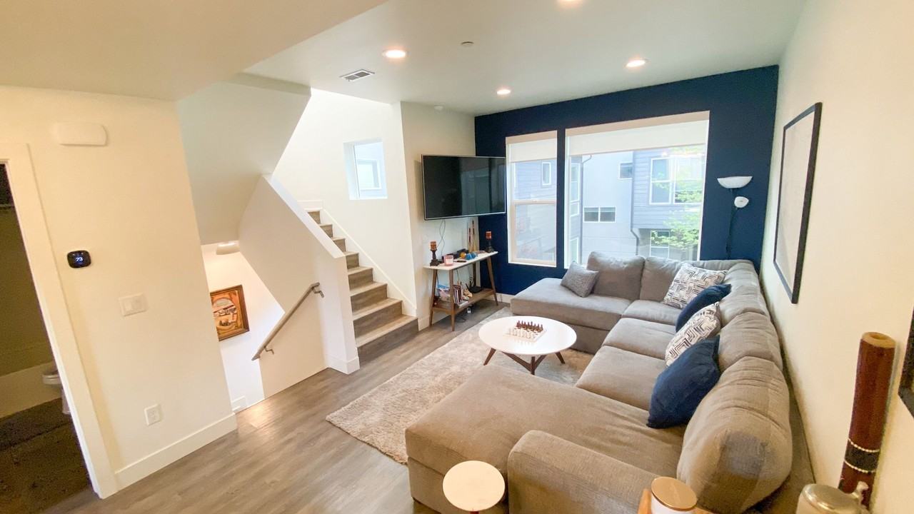 7782 S Rooftop Dr - Photo 7 of 49