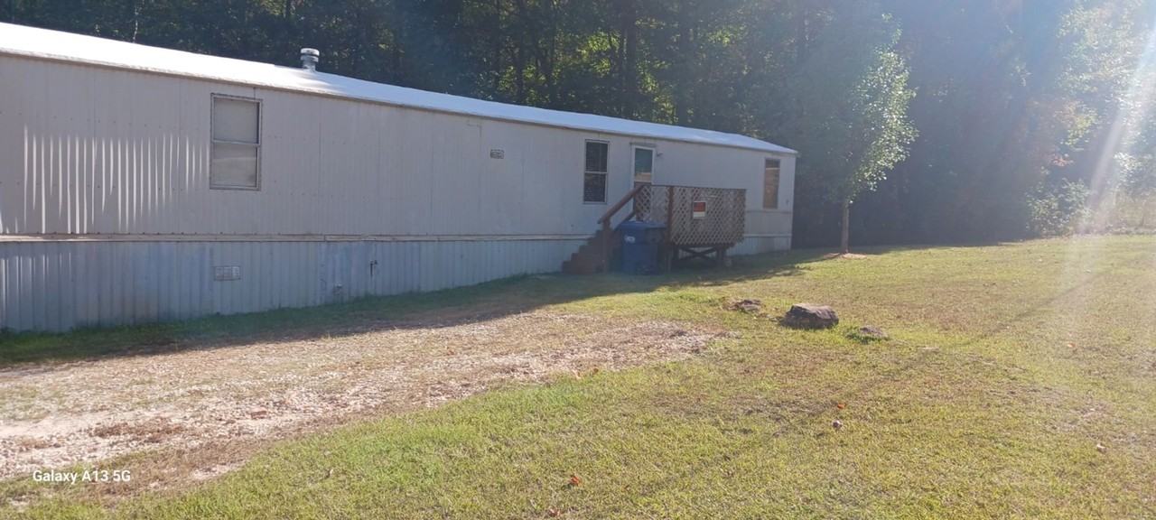 824 Lee Road 158 - Photo 2 of 11