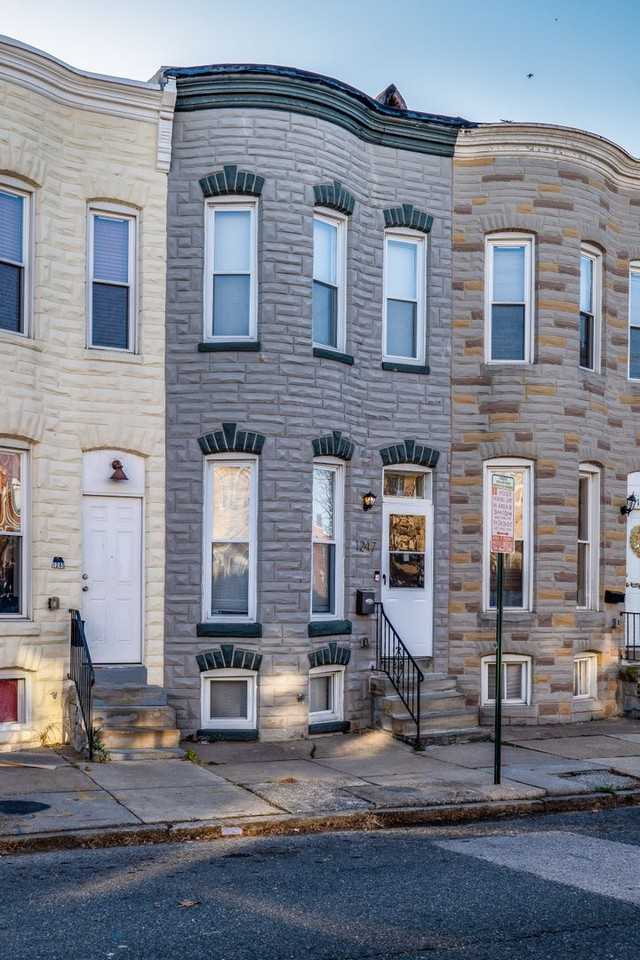 1247 Carroll St - Photo 2 of 26