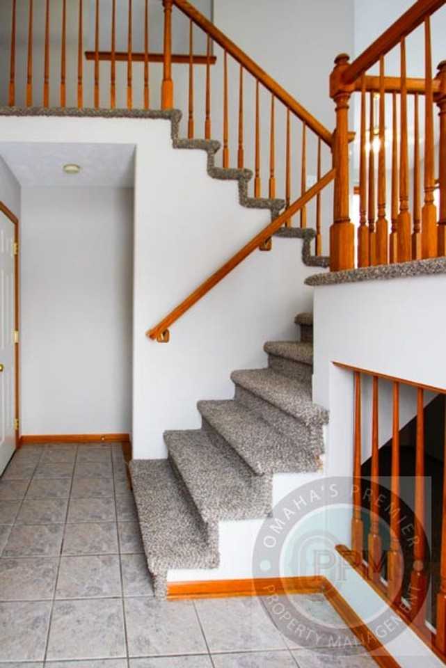 8851 N 82nd St - Photo 3 of 29