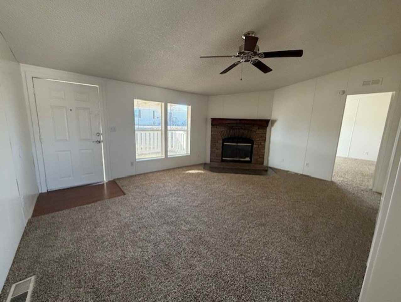 5230 E Sapphire Cir - Photo 3 of 20