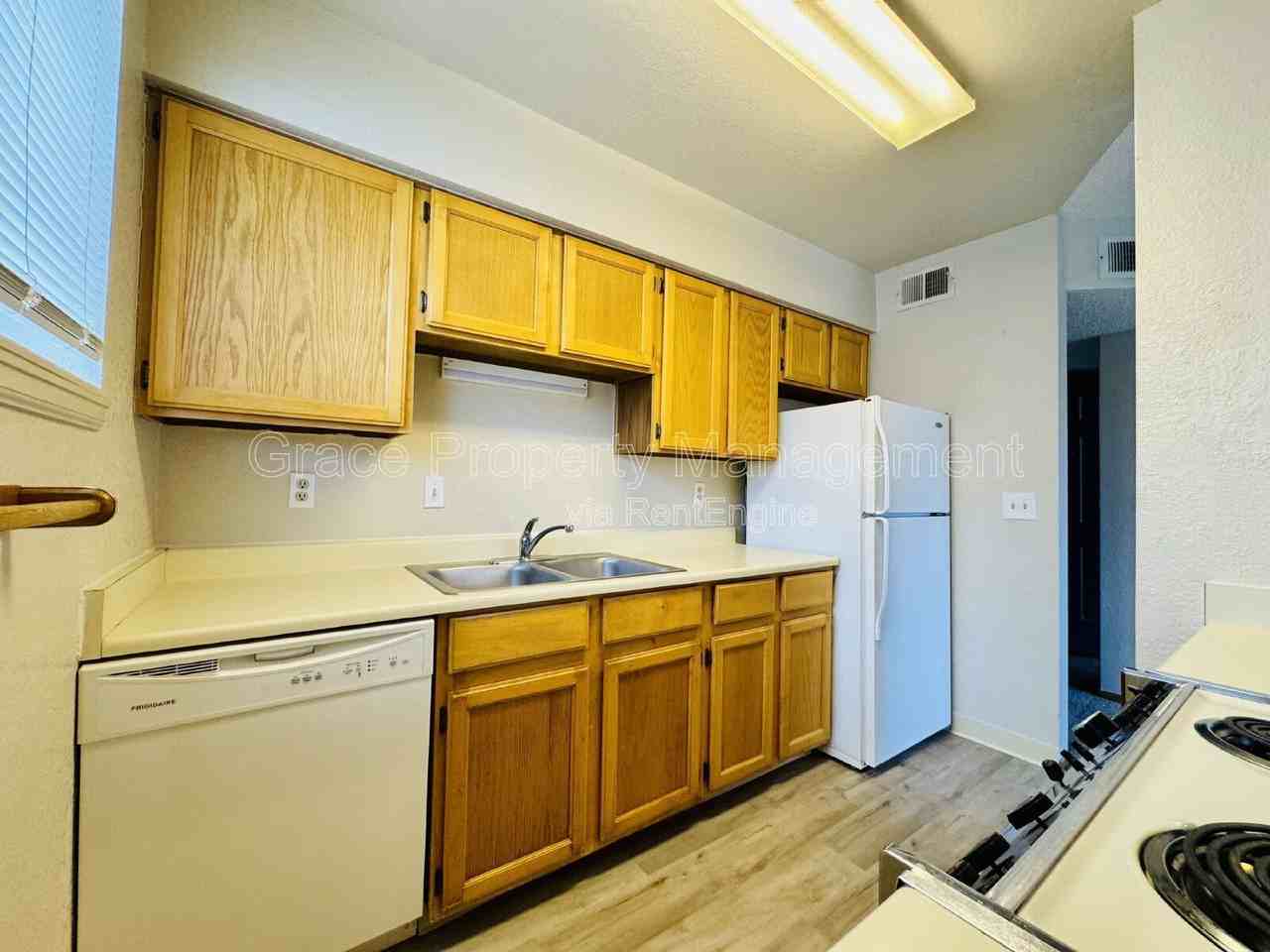 12366 W Nevada Pl #101 - Photo 5 of 10